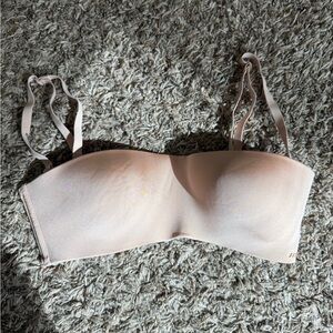 Skims Seamless Nude Strapless Bra